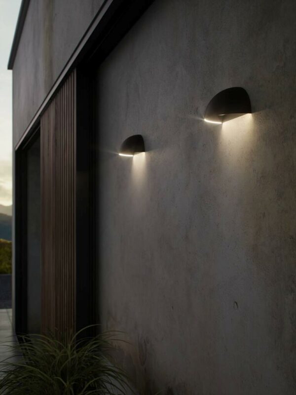 Arcus Outdoor Wall Light