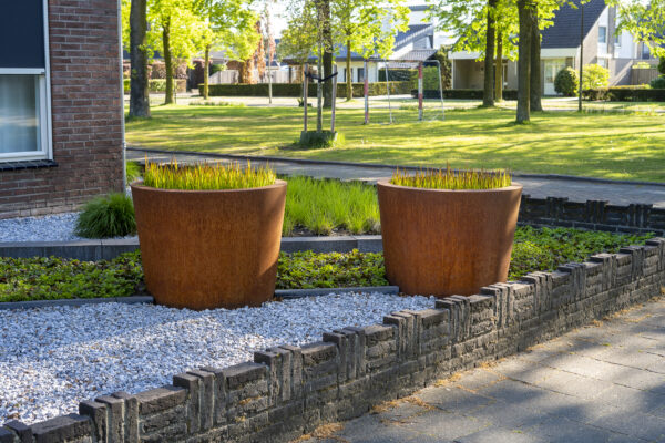 Corten Steel Cado Pots - Image 3