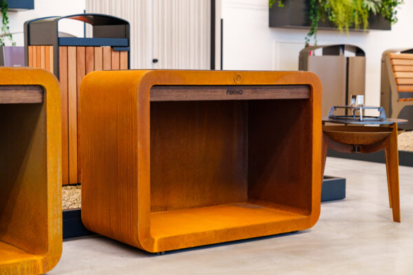 Corten Steel Workstation - Image 3