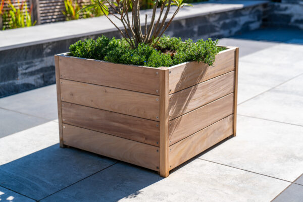 Fleming Hardwood Pot