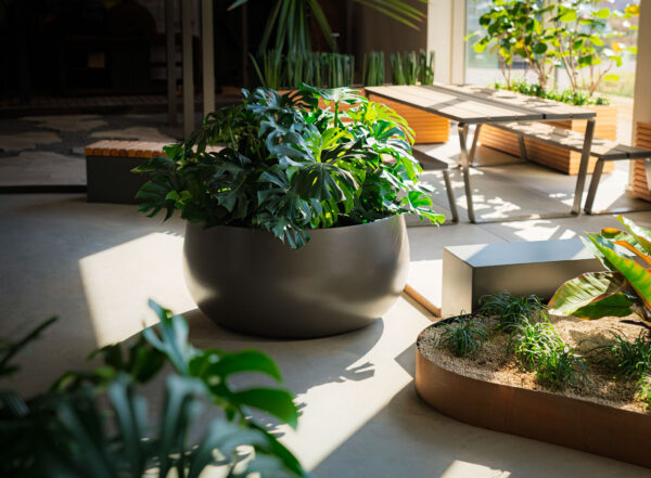 Lora Polyester Planter - Image 3
